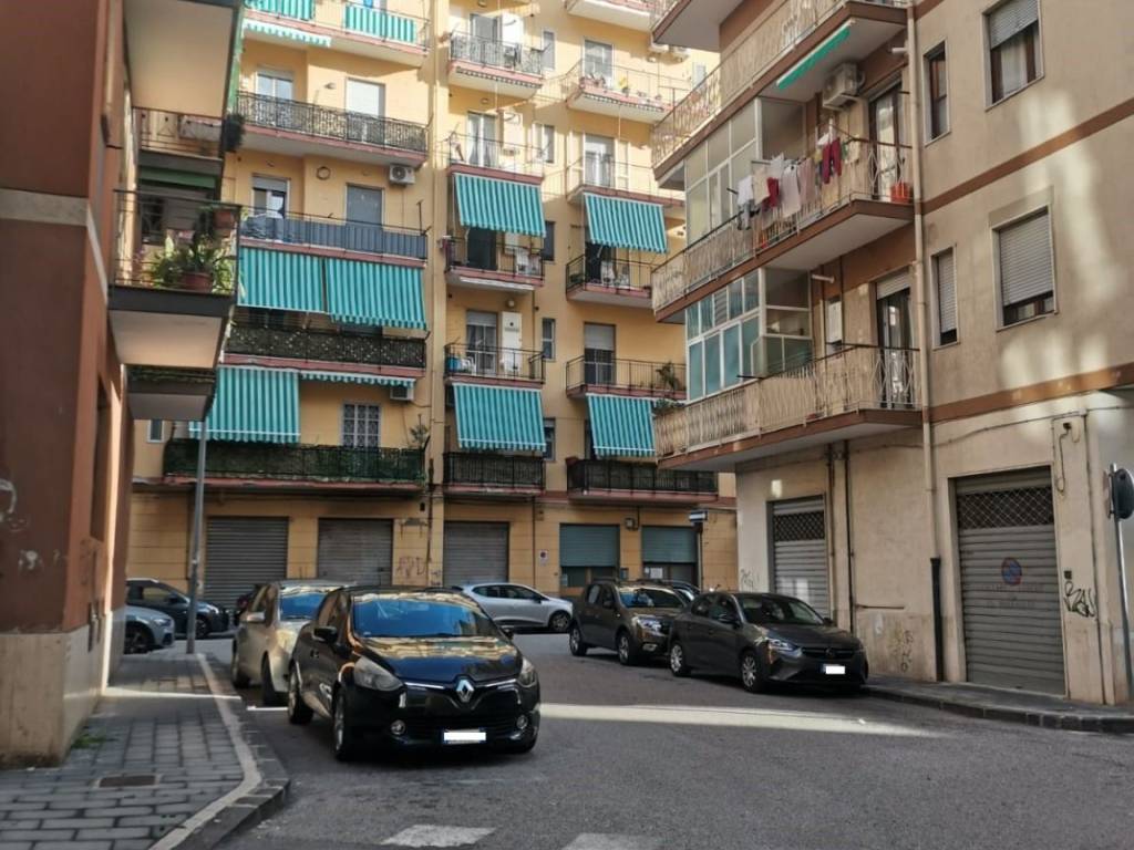 Appartamento a Salerno in Via Fratelli Palumbo - Foto 2