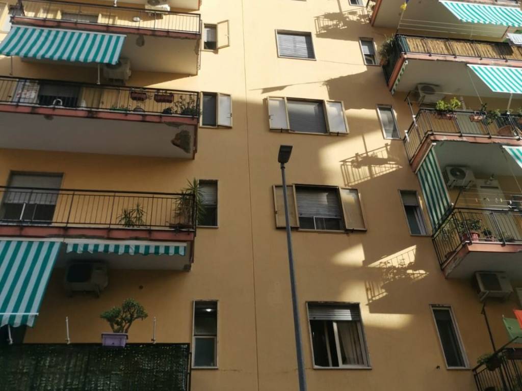 Appartamento a Salerno in Via Fratelli Palumbo - Foto 5