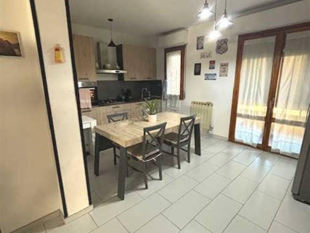 Appartamento a Castelfranco piandisco in Via Galileo Galilei - Foto 5