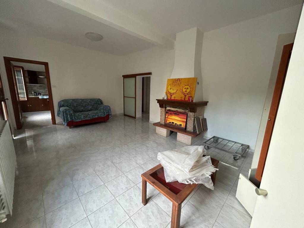 Villa a Bolano in Via Genova - Foto 2