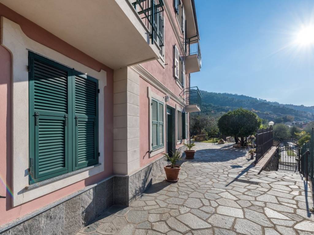 Appartamento a Finale ligure in Strada per Verzi - Foto 4