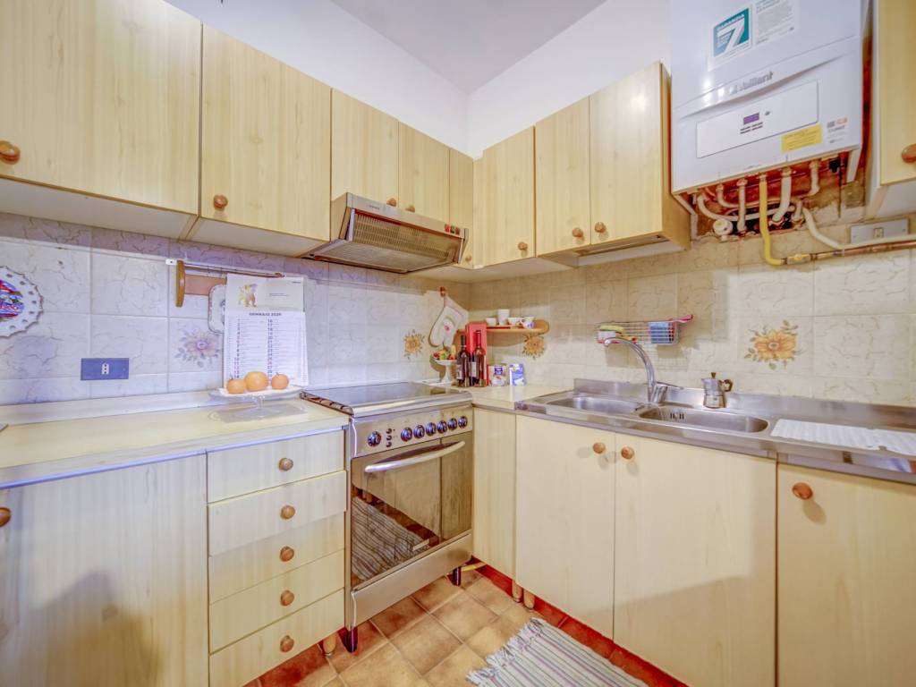 Appartamento a Angera in via don bosco, 4 - Foto 5