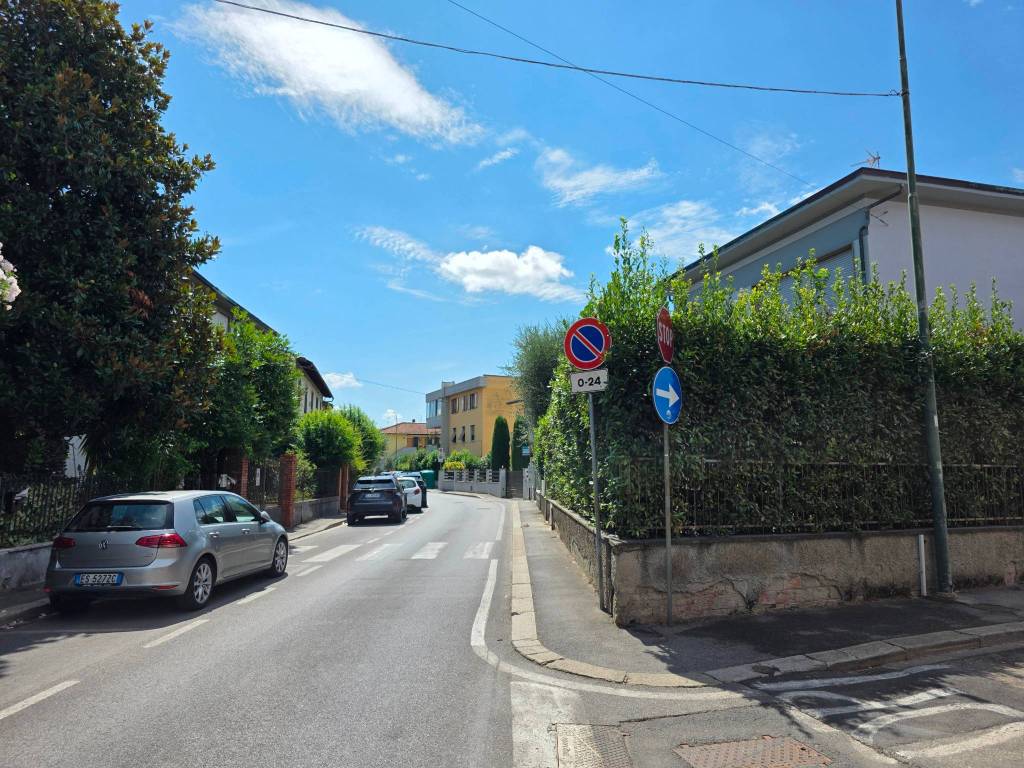 Appartamento a Campi bisenzio in Via Enrico Poggi - Foto 3