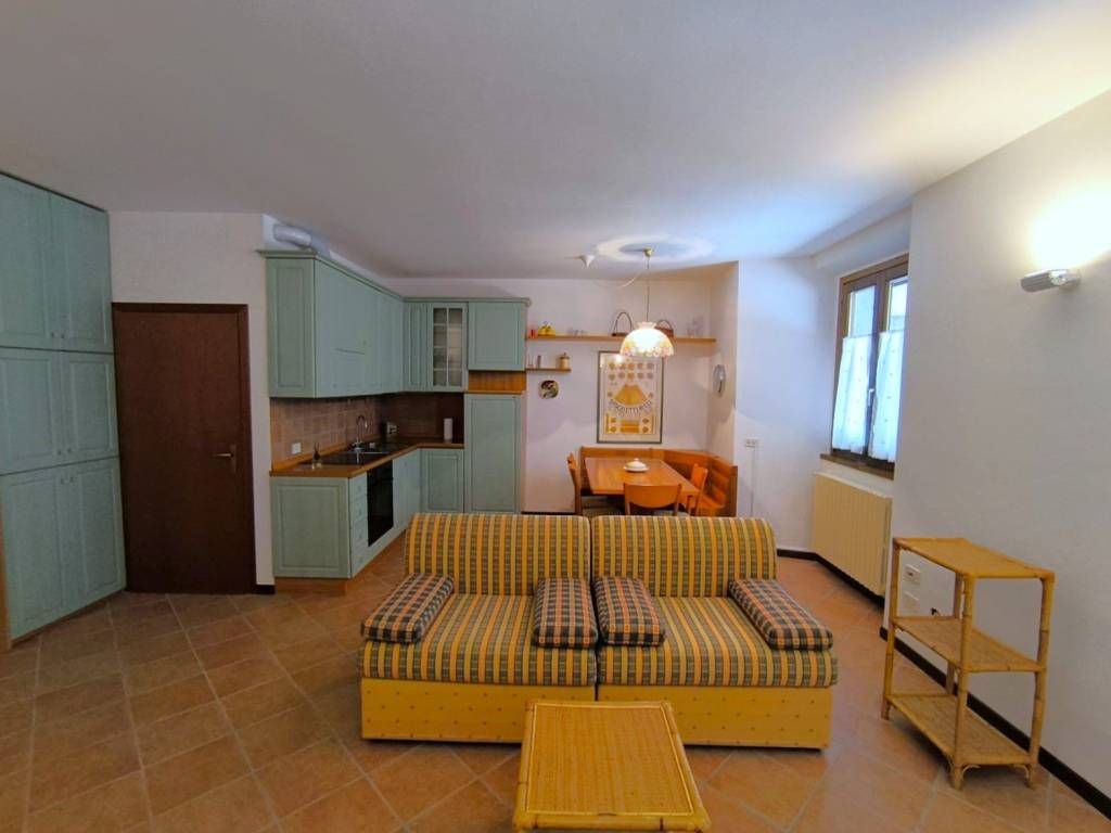 Appartamento a Chiesa in valmalenco in Via Franco Sampietro - Foto 5