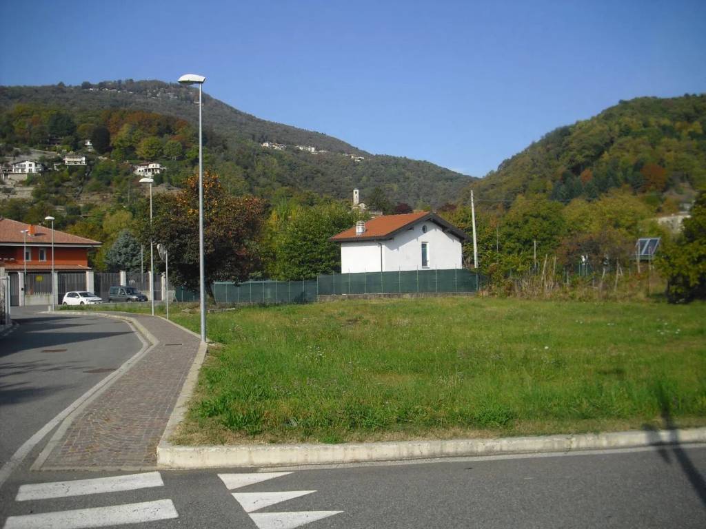 Terreno a Lesa in Via Alle Zappe Di Sopra, 12 - Foto 2