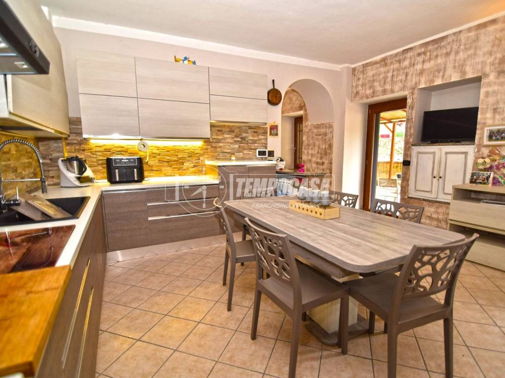 Appartamento a San raffaele cimena in via Pertengo 49 - Foto 2