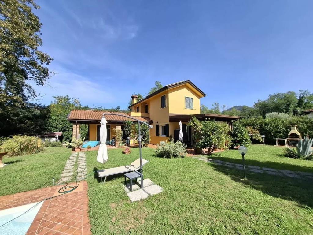 Villa a Castelnuovo magra in Via Corta - Foto 2