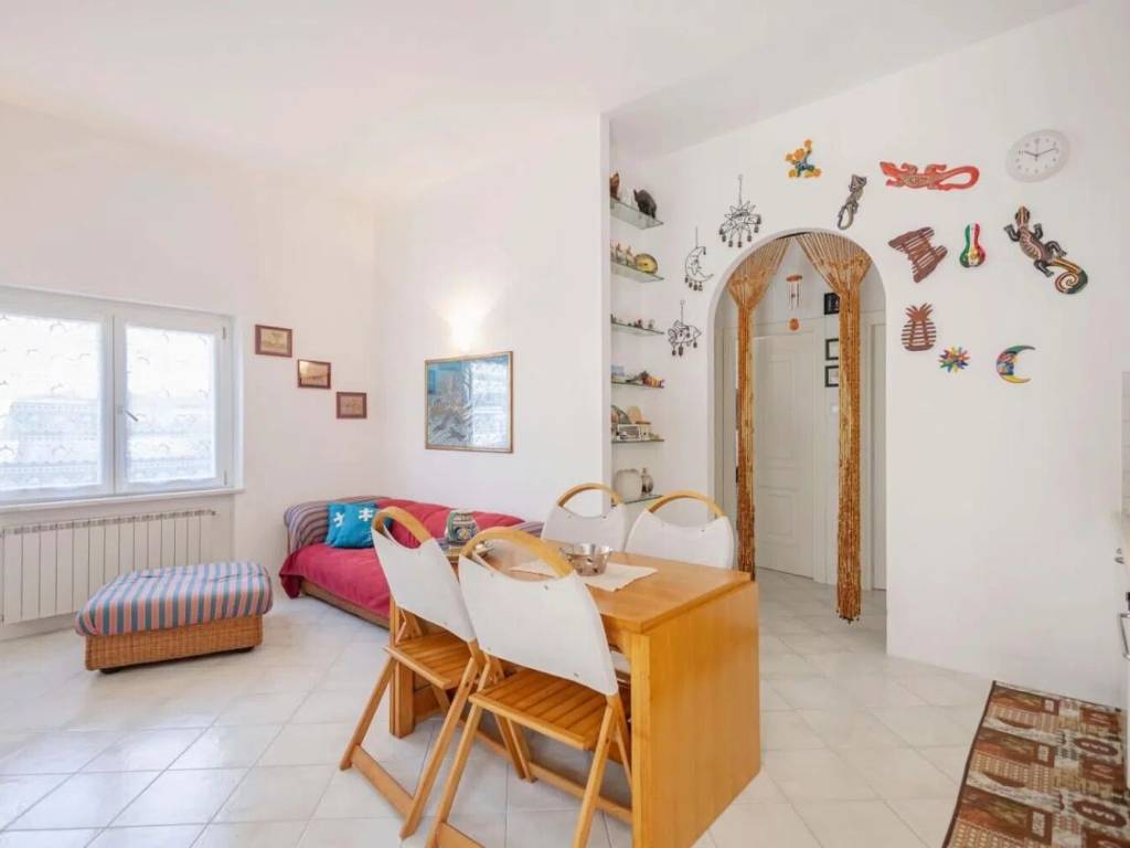 Appartamento a Ameglia in Via Della Pace - Foto 5