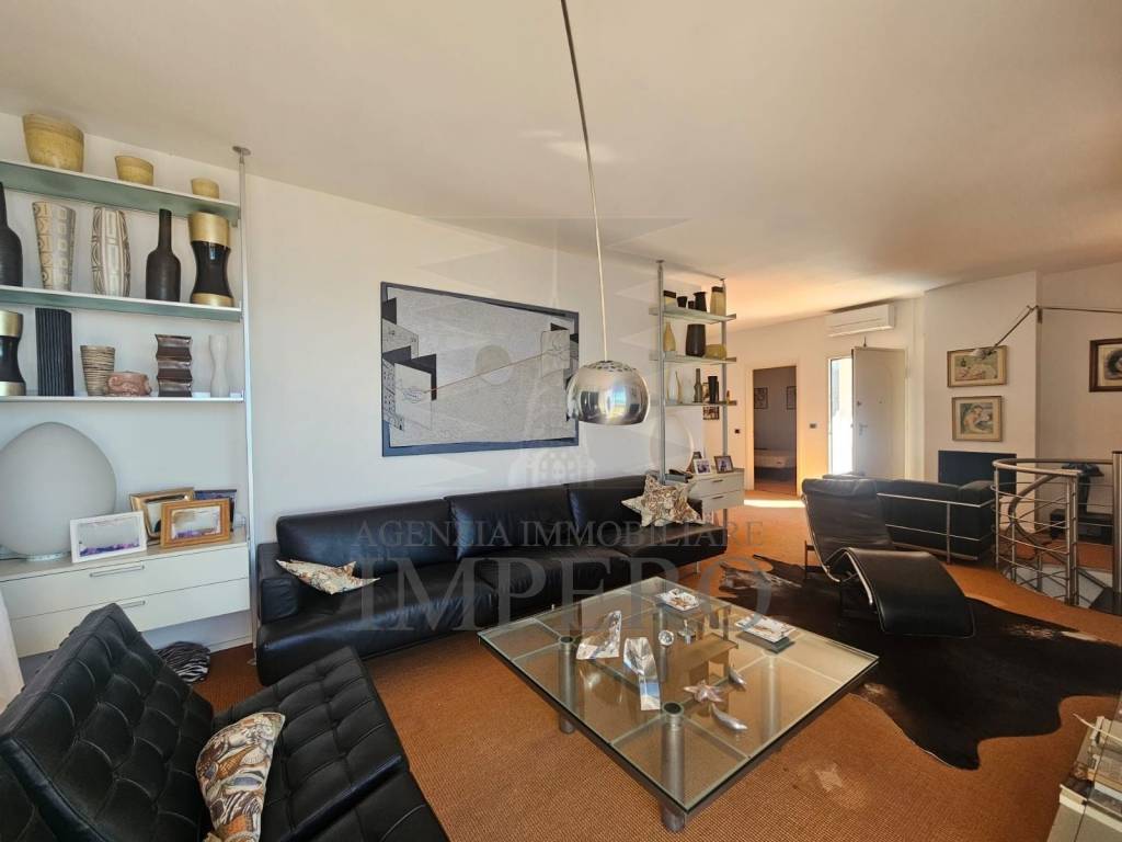 Villa a Ventimiglia in Via Woronof - Foto 3