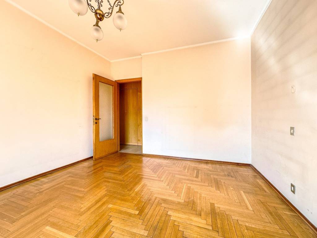 Appartamento a Borgosesia in VIA DUCA D'AOSTA 4 - Foto 2