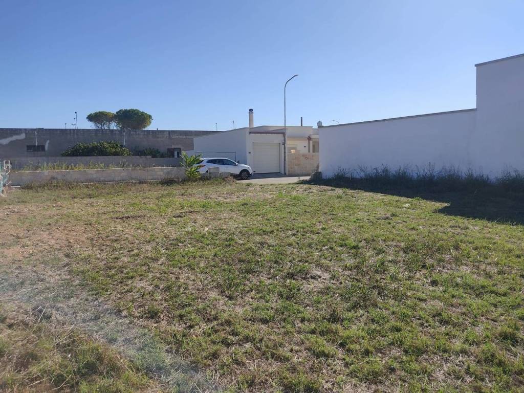 Terreno a Sanarica in Via John Fitzgerald Kennedy - Foto 2