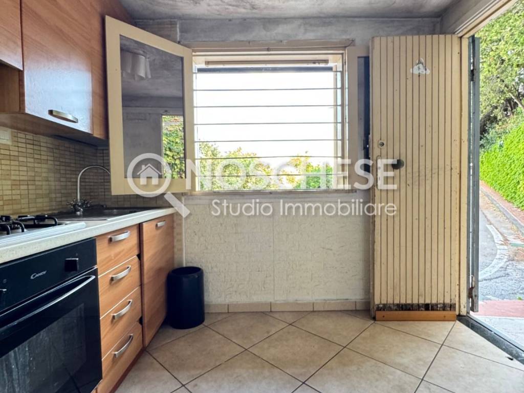 Appartamento a Salerno in Via La Mennolella, 35 - Foto 5