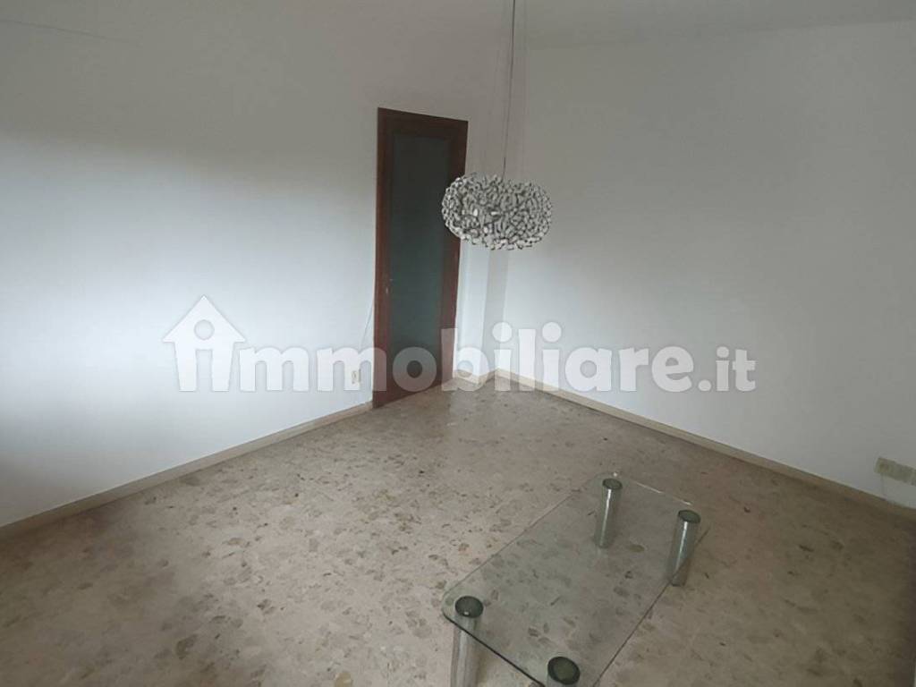 Appartamento a Pisa in Via Fratelli Rosselli, 4 - Foto 2