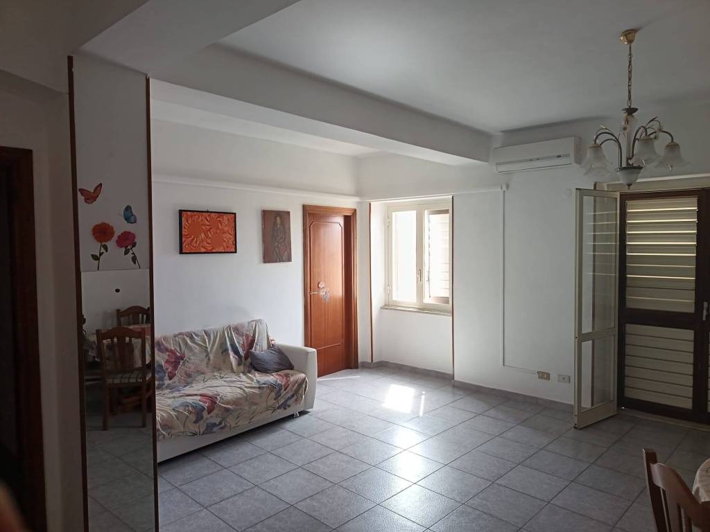 Appartamento a Catanzaro in Via Antonio Purificato - Foto 5