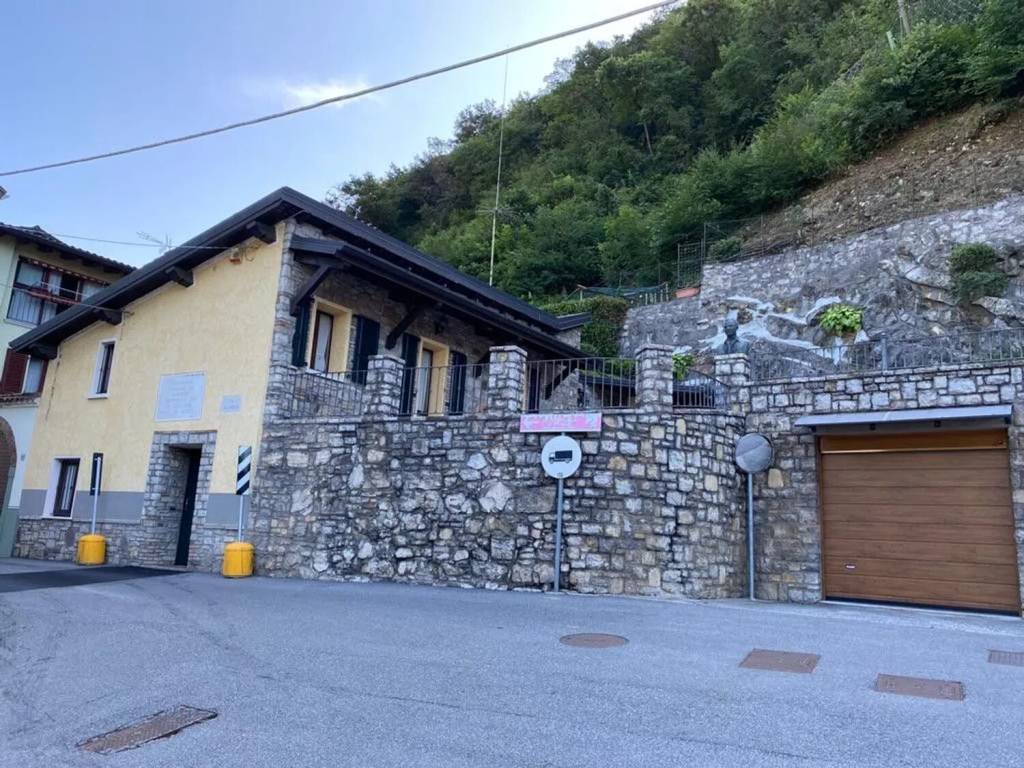 Villa a Sarezzo in Via Vallegobbia No Number - Foto 2