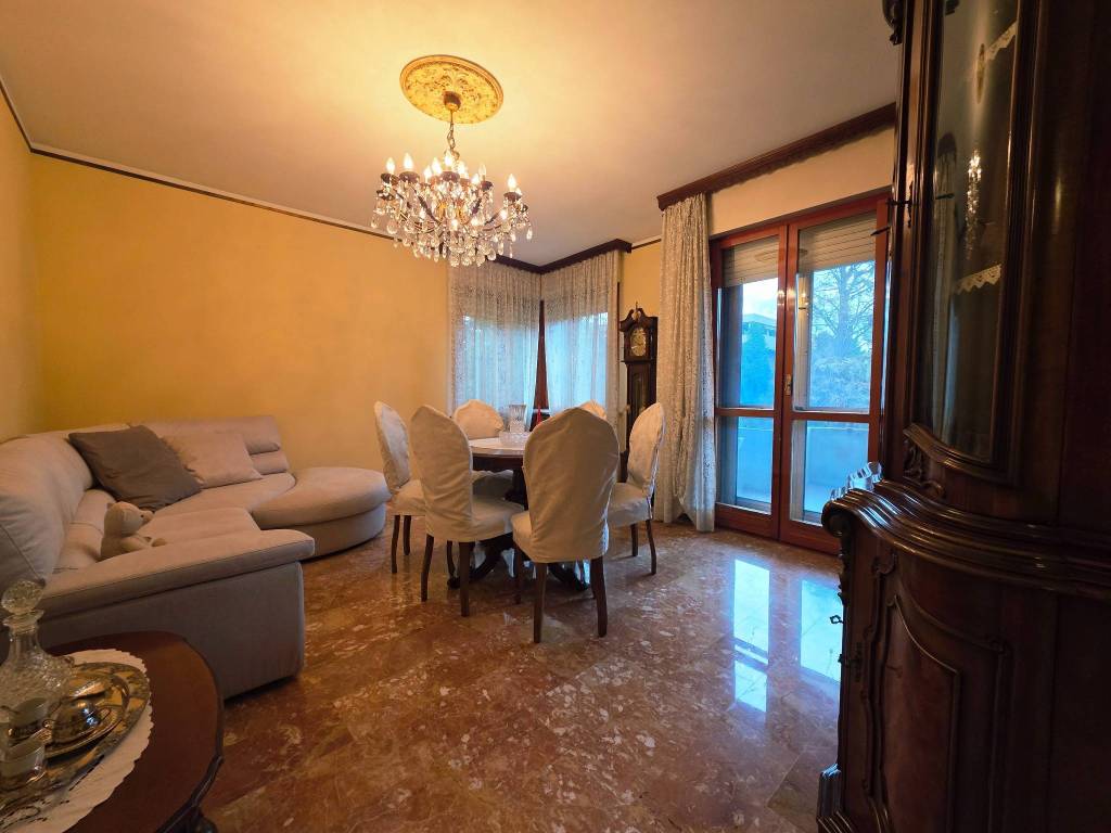 Appartamento a Parma in Via Mario Colombi Guidotti - Foto 5