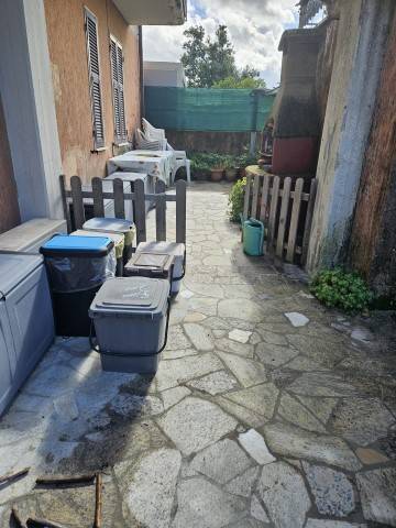 Casa indipendente a Castelnuovo magra in Via Aurelia, 219 - Foto 2