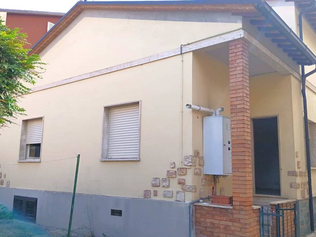 Casa indipendente a Todi in Località Ponterio - Foto 2
