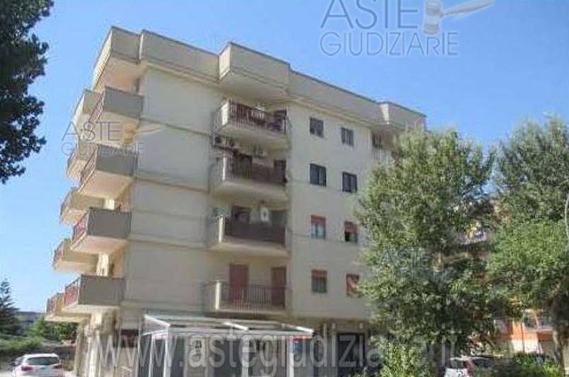 Appartamento a Francavilla fontana in Via Aldo Moro, 148 - Foto 2