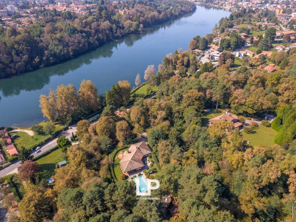 Villa a Sesto calende in Via Golasecca - Foto 3