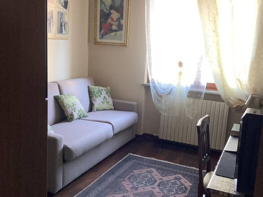 Appartamento a Trecate in Via Trieste - Foto 3