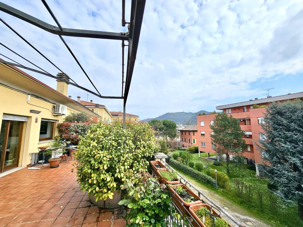 Appartamento a Casalecchio di reno in Via Guglielmo Marconi, 75 - Foto 3