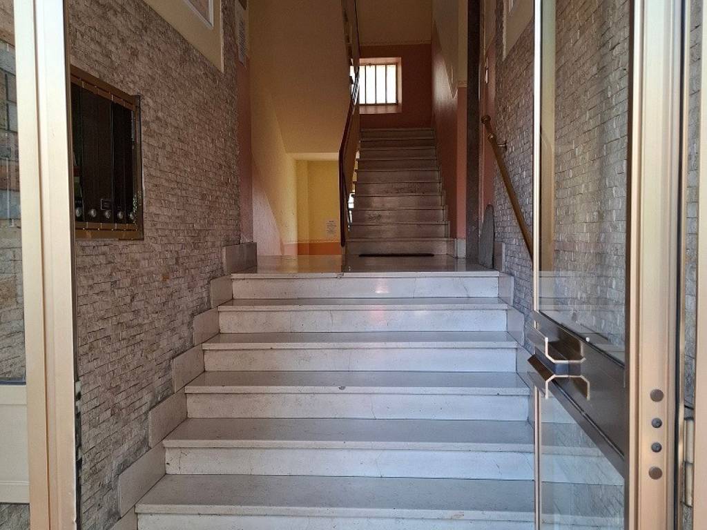 Appartamento a Asti in Via Duca degli Abruzzi, 13 - Foto 2