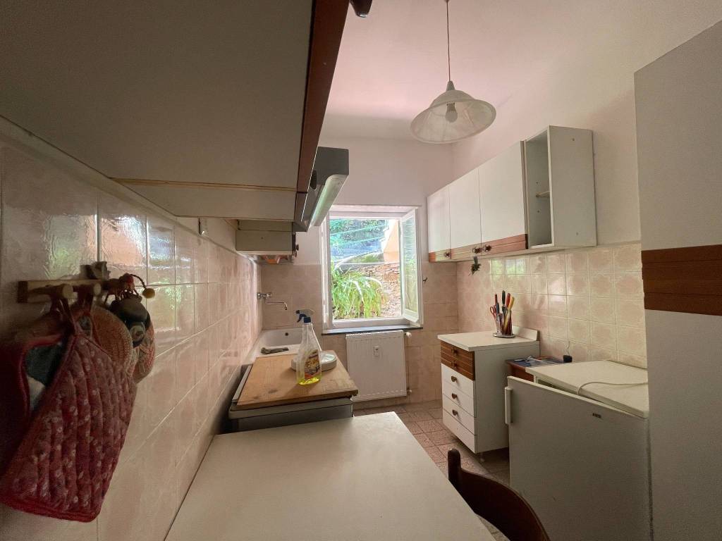 Appartamento a Recco in Via Mulinetti - Foto 2