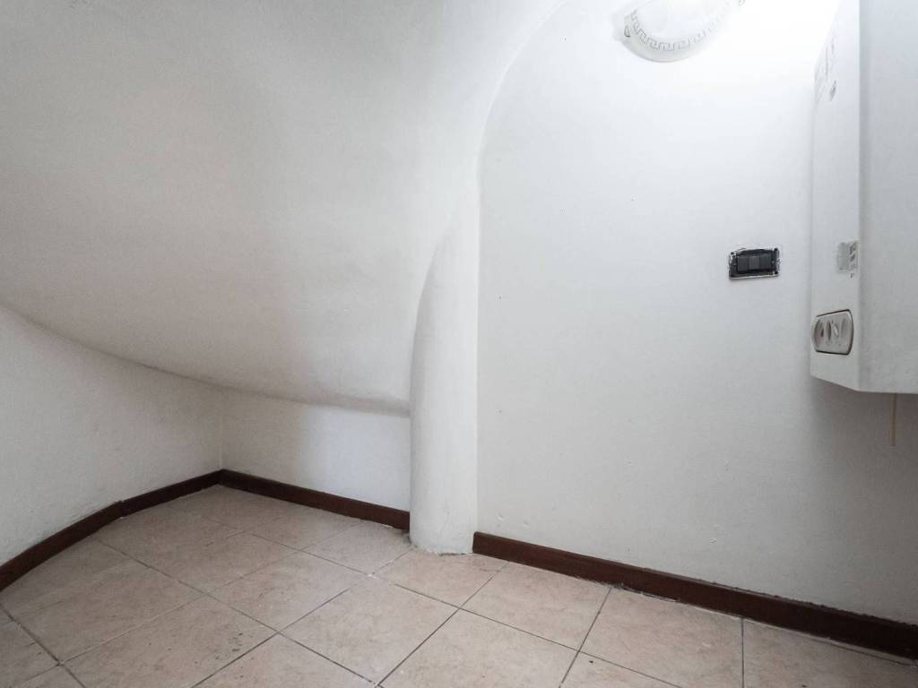 Appartamento a Carugo in Via Giovanni Pascoli, 5 - Foto 5