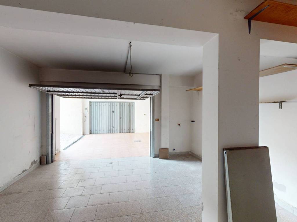 Box / garage a Falconara marittima in Via Salvador Allende - Foto 4