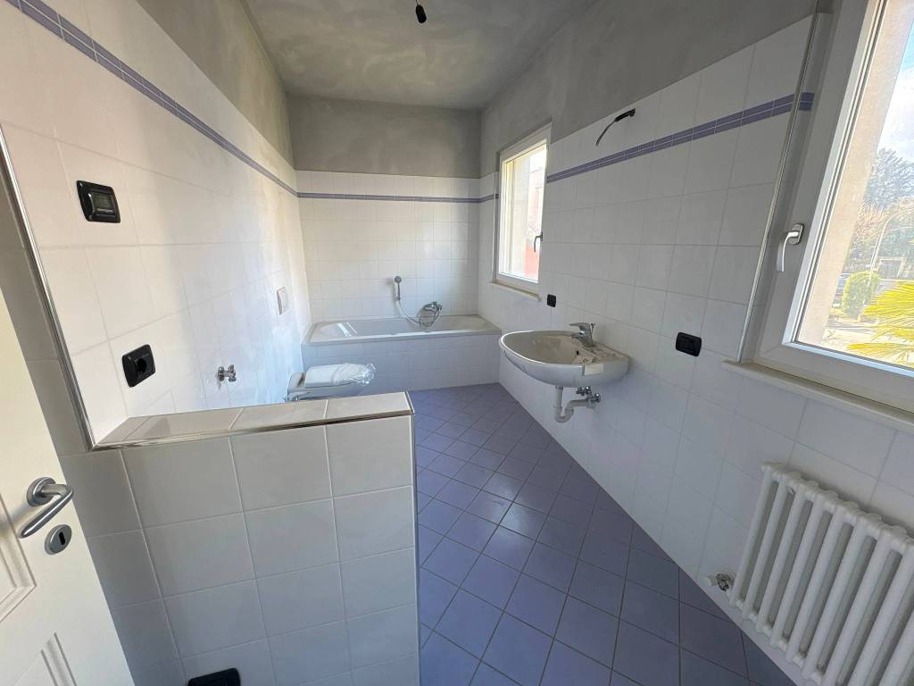 Appartamento a Verbania in Via Zara - Foto 5