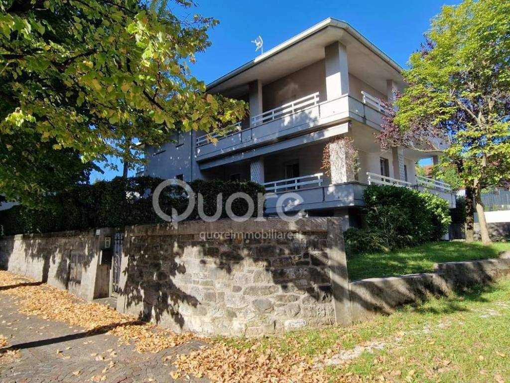 Appartamento a Tarcento in Via Angelo Angeli - Foto 4