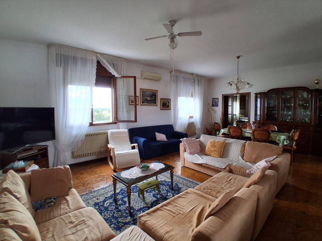 Appartamento a Loreo in Via Evangelista Groppo - Foto 2