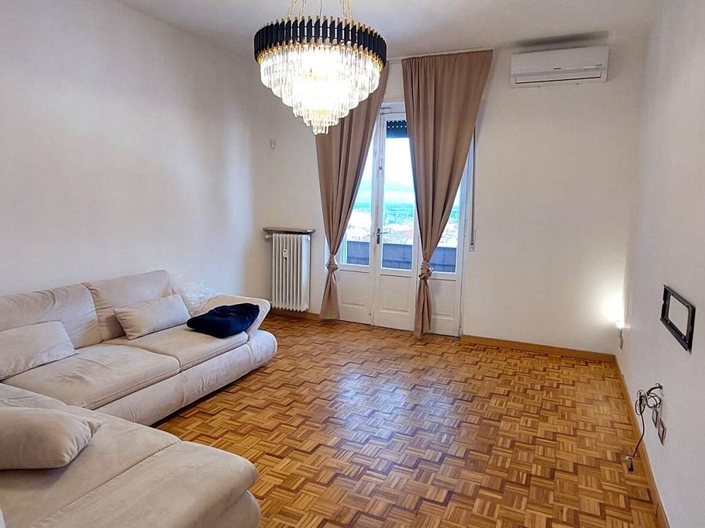 Appartamento a Valenza in Via Pellizzari - Foto 2