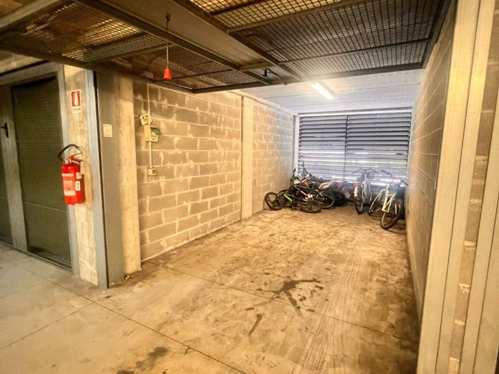 Box / garage a La spezia in Via Francesco Crispi, 103 - Foto 5