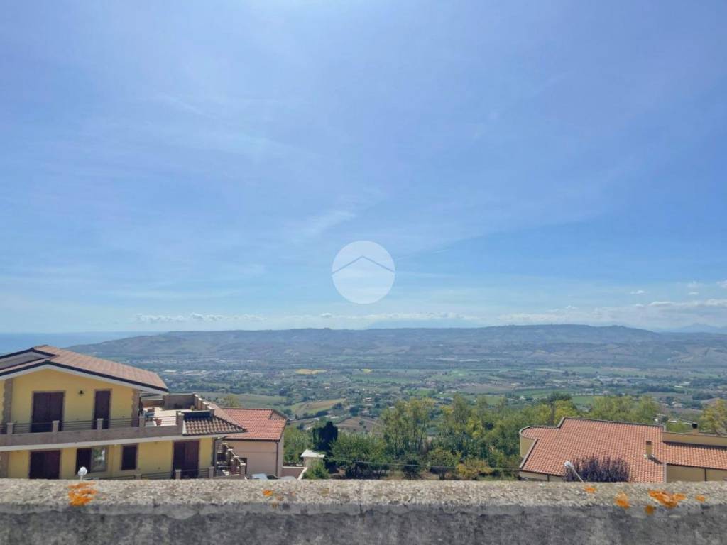 Terreno a Roseto degli abruzzi in Via Corso Umberto I - Foto 2