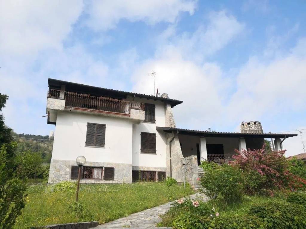 Villa a Casteggio in Via Manzoni No Number - Foto 3