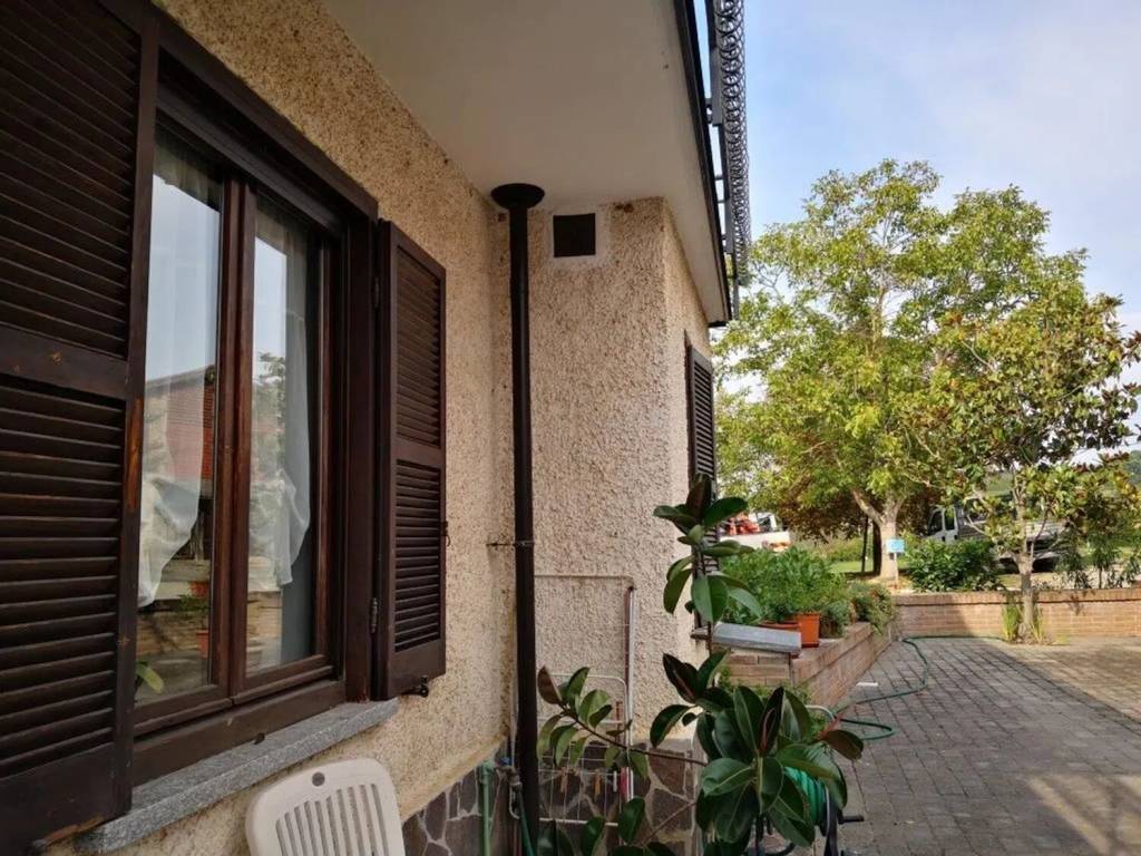 Villa a Casteggio in Via Fratelli Vigorelli No Number - Foto 3