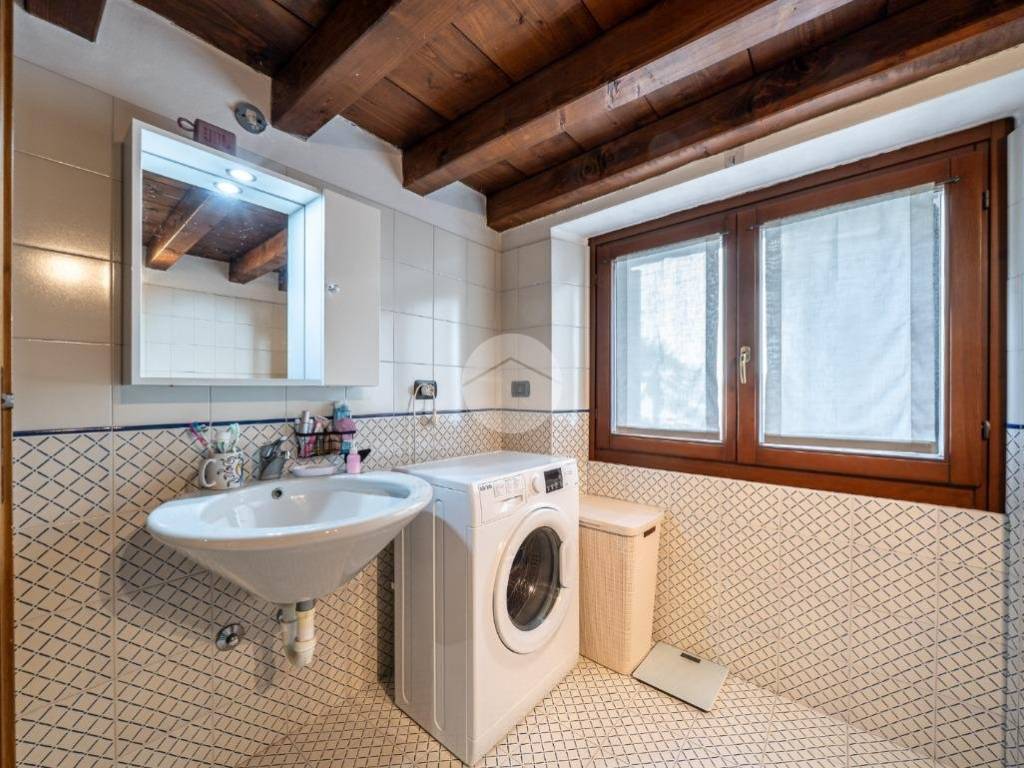 Appartamento a Verona in Via Trezza, 23 - Foto 4