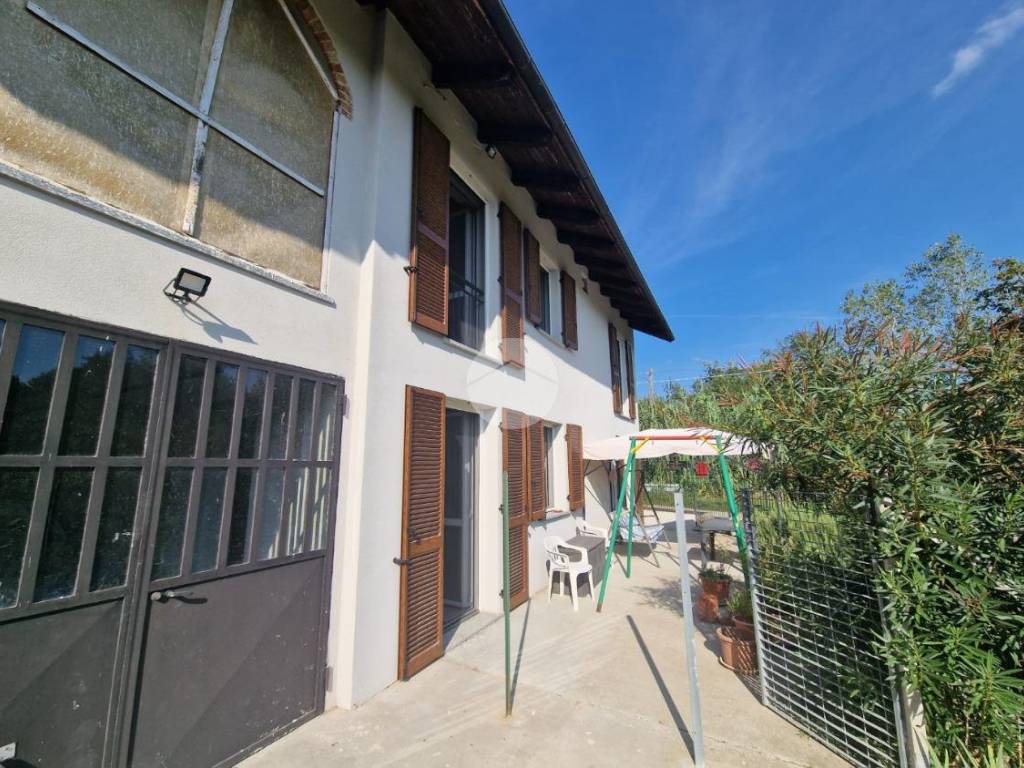 Casa indipendente a Cantarana in Regione Torrazzo, 19 - Foto 2