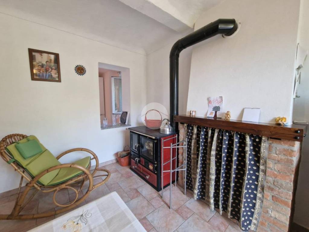 Casa indipendente a Cantarana in Regione Torrazzo, 19 - Foto 5