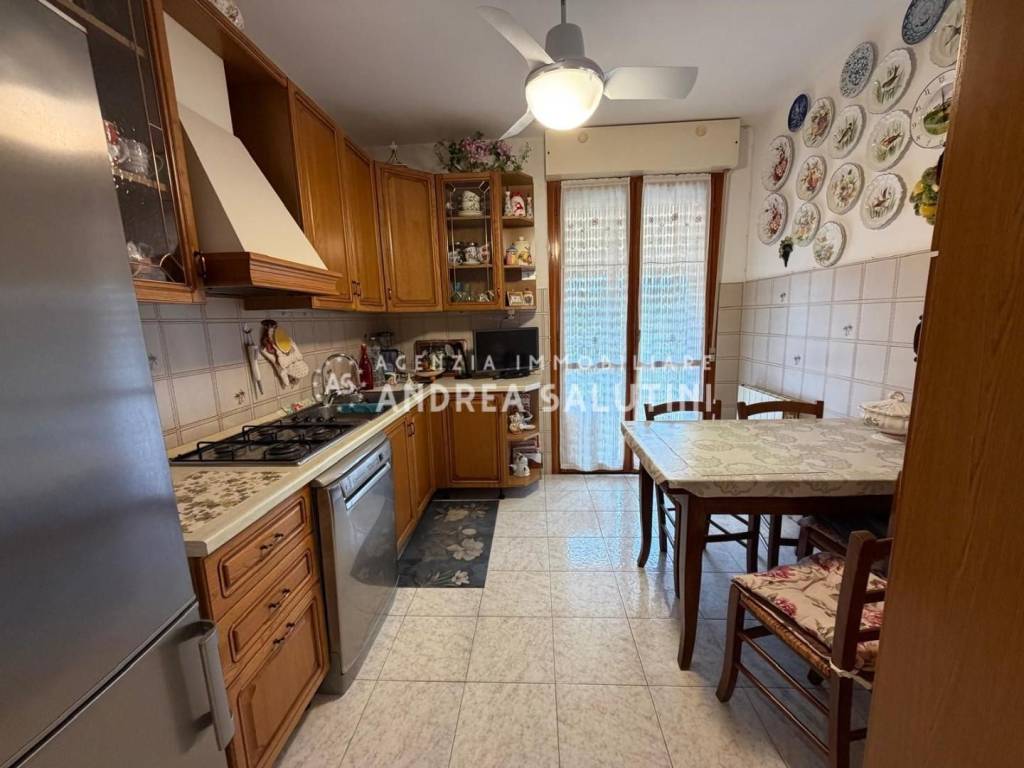 Appartamento a Castagneto carducci in Via della Resistenza, - Foto 3