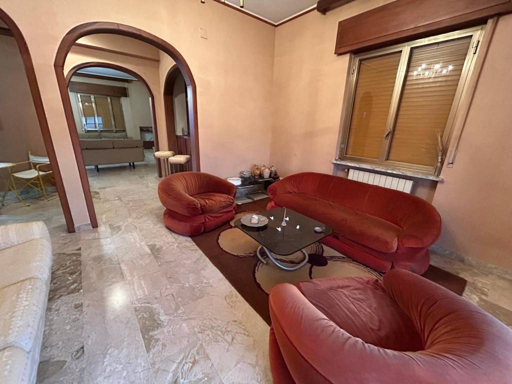 Appartamento a Locri - Foto 4