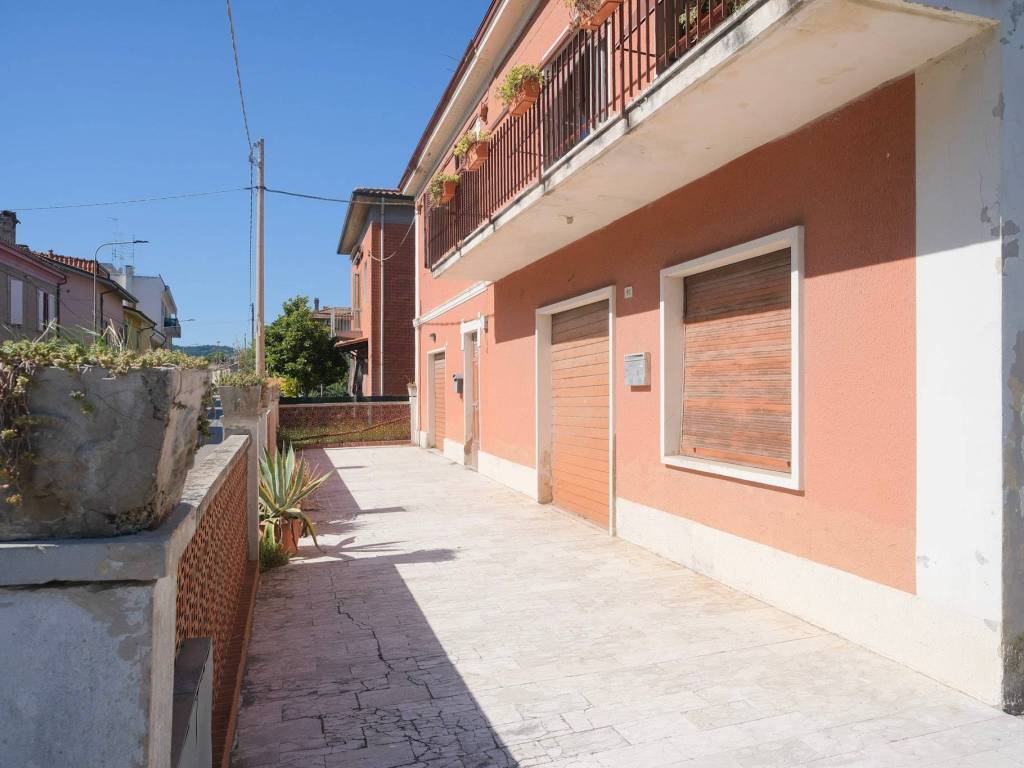 Casa indipendente a Fano in Via Fanella - Foto 4