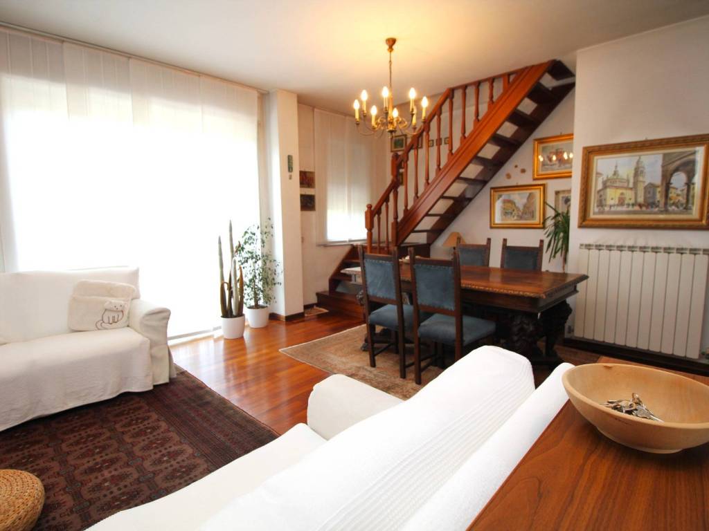 Appartamento a Gorla minore in Via Masaccio - Foto 4