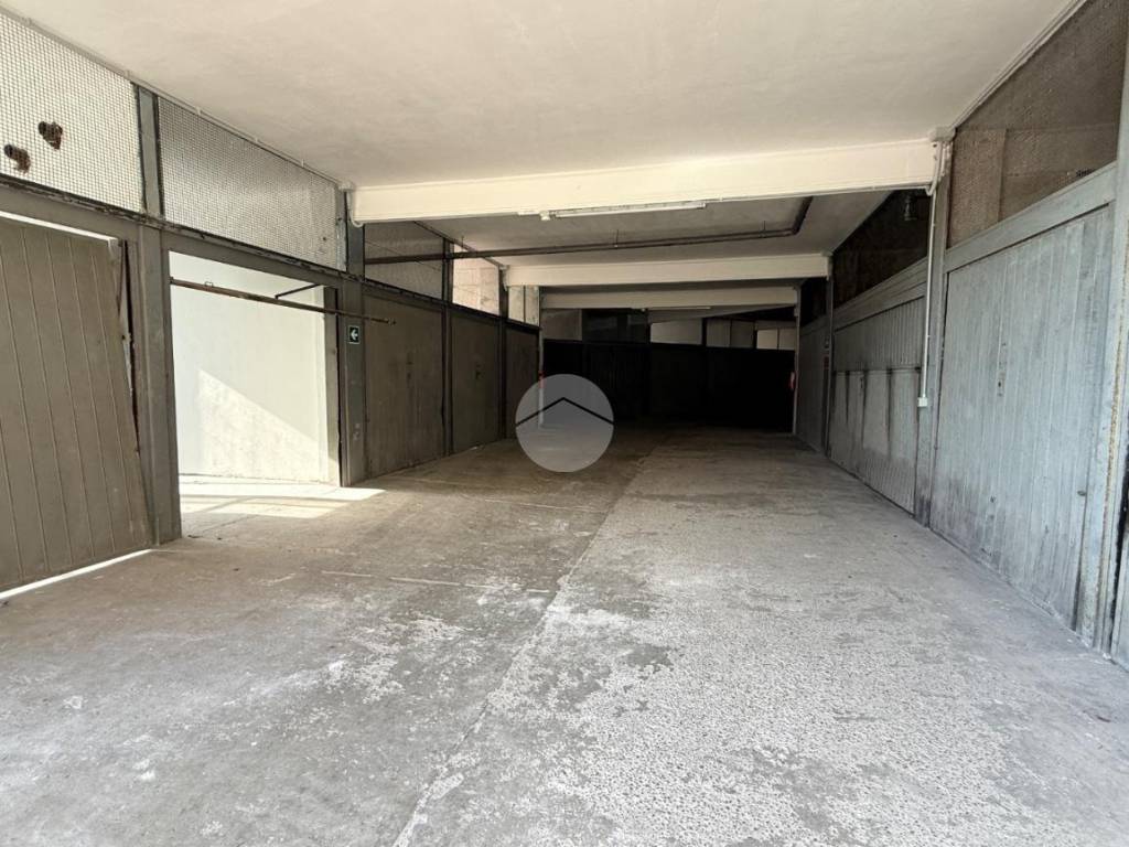 Box / garage a Asti in Via Pietro Micca, 3 - Foto 2