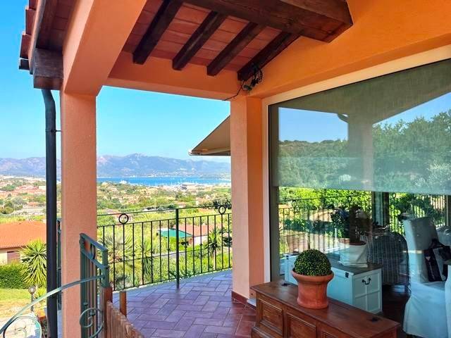 Villa a Portoferraio in via Benvenuto Cellini - Foto 3