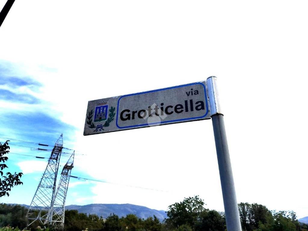 Terreno a Maddaloni in Via Grotticella, 27 - Foto 5