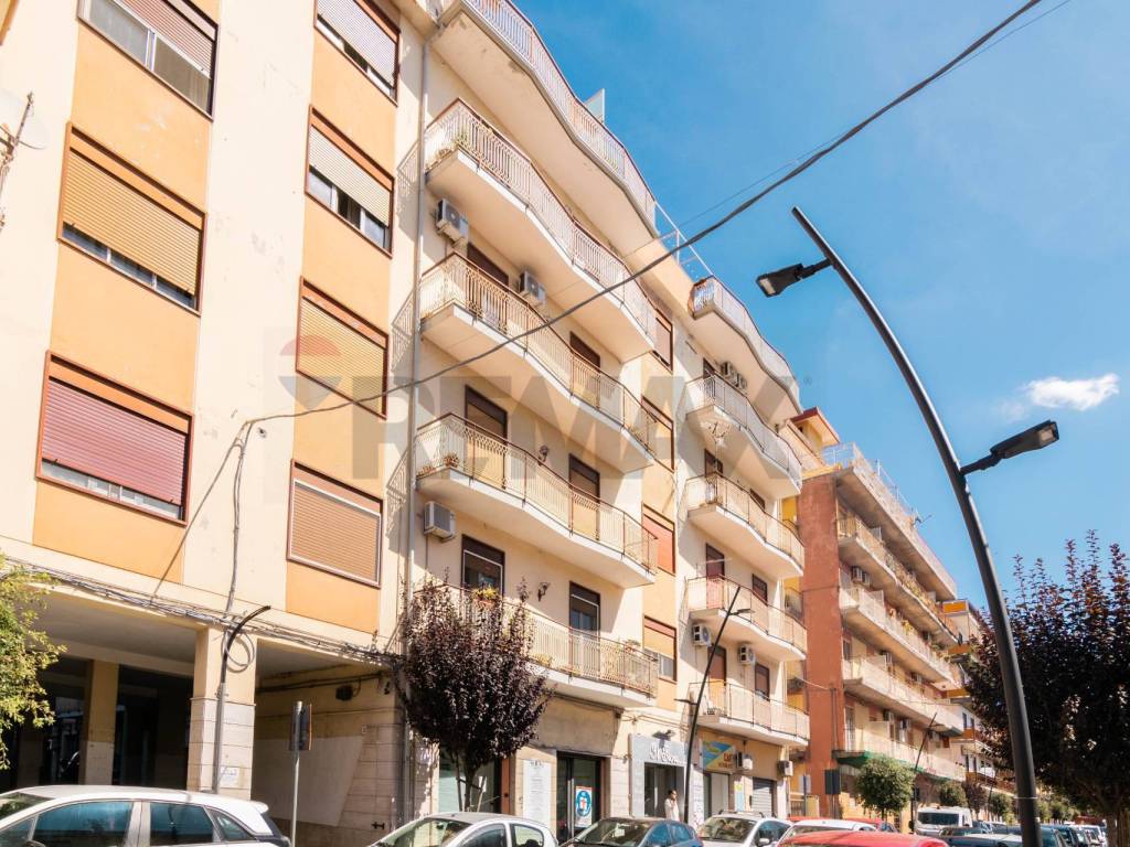 Appartamento a Gravina di catania in via Marconi, 33 - Foto 2