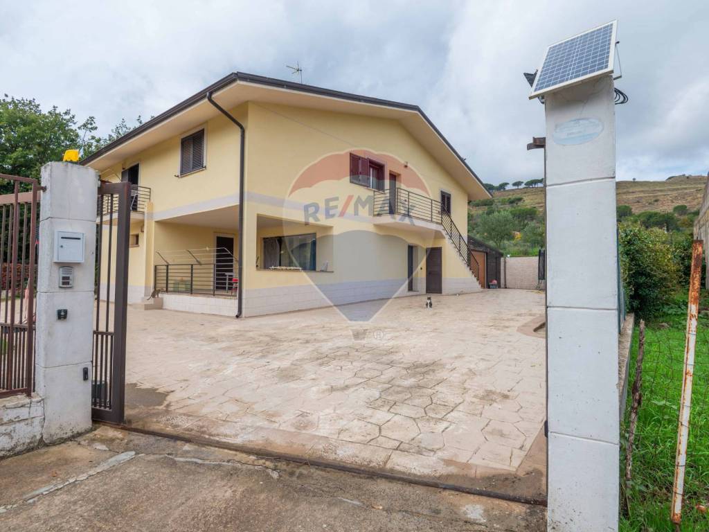 Villa a Piazza armerina in contrada solazzo - Foto 2